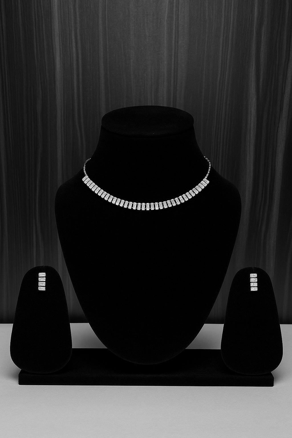 Crystal Luxe Artificial Necklace & Earrings Set – By Nihalo